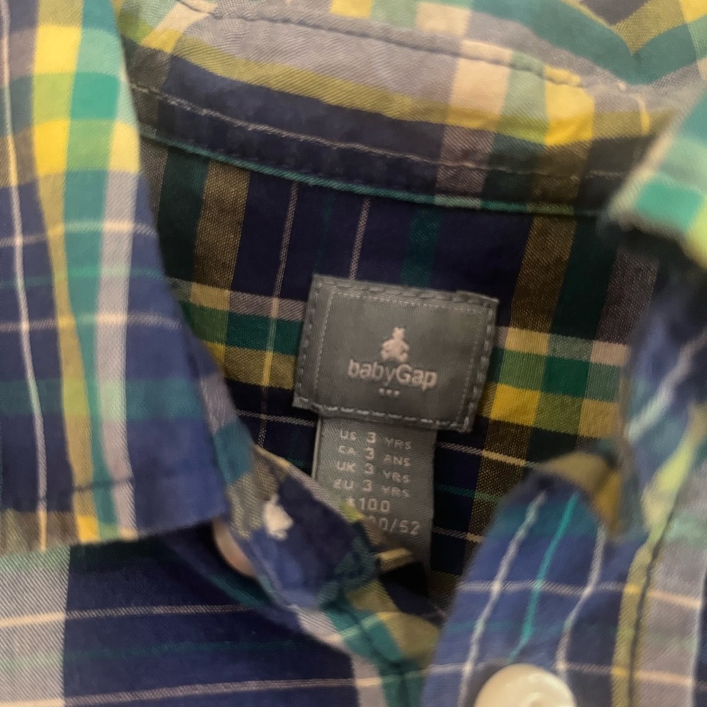Button down flannel - Picture 2 of 3